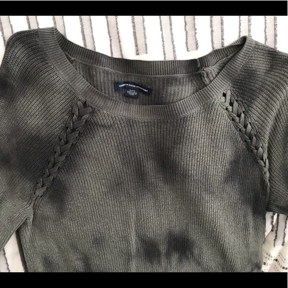 American Eagle Sweater - Picture 2 of 3